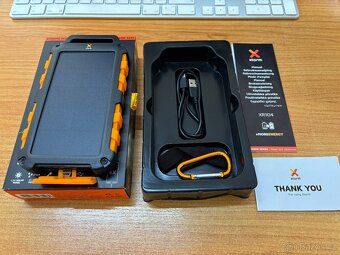 Solární Powerbanka XTREME Solar - 10000 mAh - 4