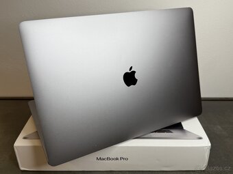 Macbook Pro 16" 2019 / I7 / 16GB / 512GB - 4