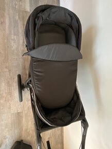 Prodám kočárek Thule Urban Glide 2 black s hlubokou korbou. - 4