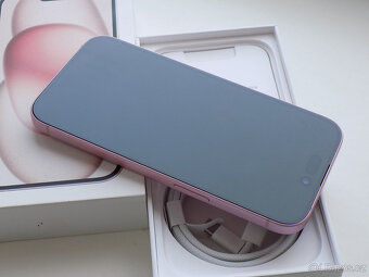 APPLE iPhone 15 Plus 128GB Pink - ZÁRUKA 12 MĚSÍCŮ - KOMPLET - 4