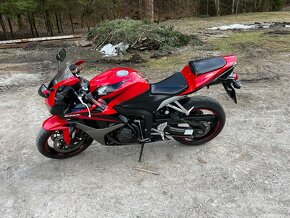 Honda CBR 600 rr - 4