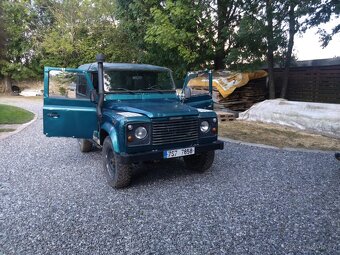 Land Rover Defender 90 - 4