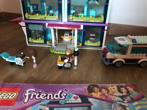 LEGO® Friends 41318 Nemocnice v Heartlake - 4