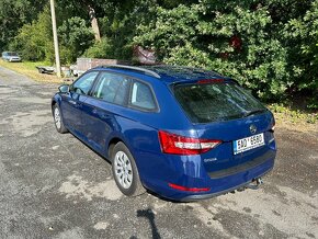 Škoda Superb 2,0TDi 110kW, nové v ČR - 4