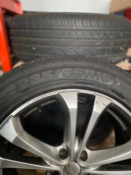 235/55r19-5.114.3r19 - 4