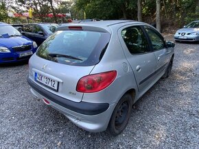 Peugeot 206 1.1 44kW el.okna nové ČR 182tkm 2004 - 4