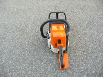 Motorova pila Stihl MS 230 - 4