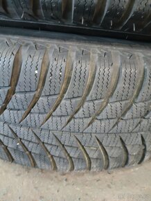 Sada obutých kol VW Tiguan.215/65/17. Bridgestone. - 4