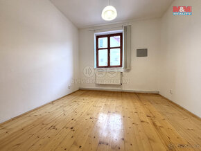 Pronájem bytu 3+1, 70 m², Týniště nad Orlicí, ul. Mírové nám - 4