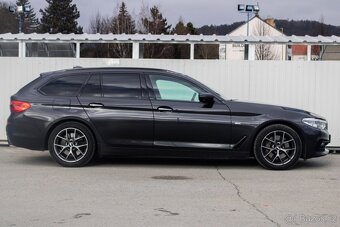 BMW Rad 5 Touring 530d xDrive A/T - 4