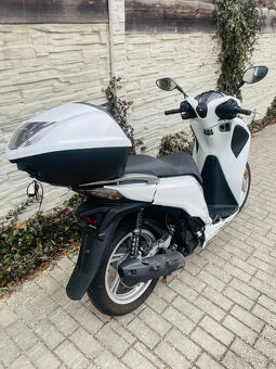 Honda SH 150 i s ABS r.v.2017 najeto pouze 6 tis km - 4