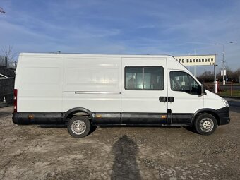 Prodám Iveco Daily 2.3HPT. 93kw. 35S13. 6 míst. Tažné zař.: - 4