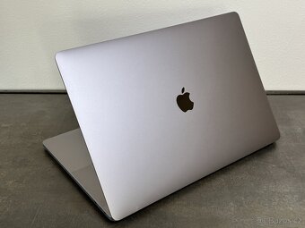 MacBook Pro 16" 2019 i7 / 512GB / 16GB / SG - 4