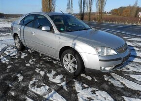 Ford Mondeo 1,8 92 kW Digiklima Serviska benzín manuál - 4