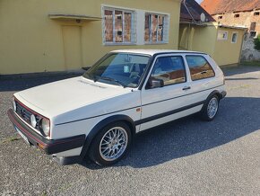 Volkswagen Golf GTI - 4