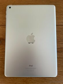 Apple iPad 6th gen 32GB Wifi - 4