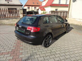 Audi A3 2.0TDI 103kW 2010 169349km SPORTBACK 1.MAJITEL - 4