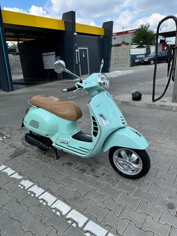 Piaggio Vespa GTS 125 - 4