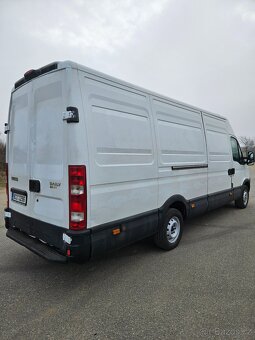 IVECO DAILY C30V 35 S12V - 4