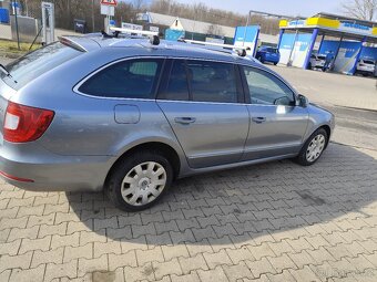 Škoda Superb II COMBI 2.0 TDI 125kw manuál 4x4 - 4