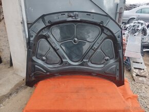 Prodám  Kapota přední Volkswagen PASSAT B6 2005 -2010 - 4