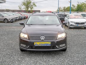 Volkswagen Passat 2.0TDI 103KW DSG NAVI VÝHŘEV SERVIS - 4