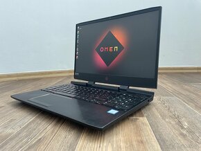 RTX 2070 MAX-Q / i7 8750h Herní notebook HP Omen 15 - 4