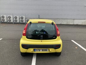 PEUGEOT 107 1,0i 50kW - 1. majitel - pouze 47000km - 4