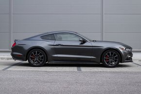 Ford Mustang 2.3 EcoBoost FastBack - 4