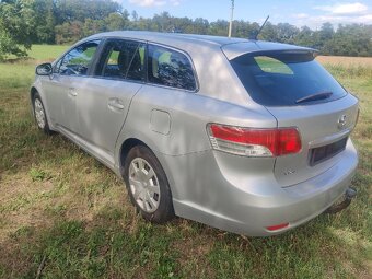 Toyota Avensis t27 1,8 benzin - 4