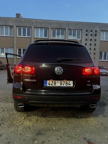 Volkswagen Touareg 3.0 - 4