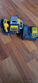 Prodám laser Dewalt - 4