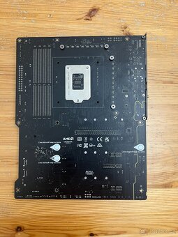 MSI MAG Z590 TOMAHAWK WIFI Socket intel 1200,Funkční,Záruka - 4