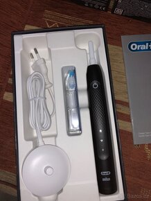 Kartáček Braun - Oral-B Pulsonic Slim Clean 2000 - 4