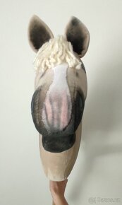 Hobby horse larden - 4