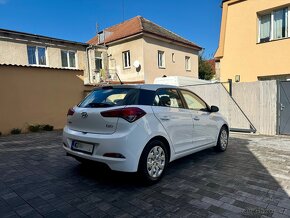 hyUNDAI I20 1.2BA  ČR 1 MAJITEL SERVISNÍ KNIHA NEHAVAROVANÉ - 4