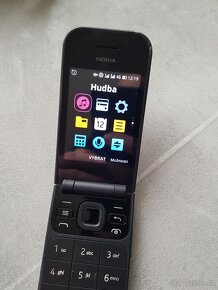 Nokia 2720 flip wifi - 4