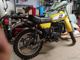 YAMAHA DT 400 - 4