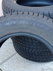 Pneu 185/65 R15 - 4