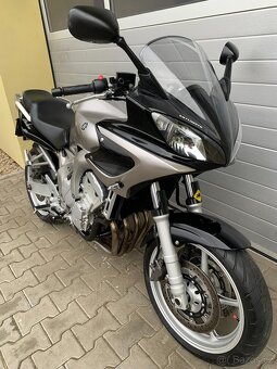 Yamaha FZ6 Fazer - 4