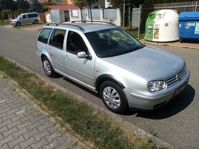 VW Golf 1,9 TDI Variant - 4