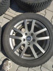 205/55 R16 zimni na 16X6 1/2J ET 45 - 4