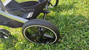 Cybex Balios S Lux 2023 - 4