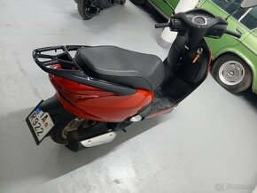 Honda Lead NHX110WH8 - 4