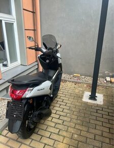 Yamaha Nmax - 4