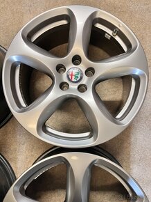 5x110 R18 ORIGINÁL Alfa Romeo Stelvio - TOP - 4