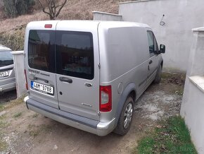 Prodám ford transit connect r.v. 2010 1,8tdci 55kw, rok star - 4