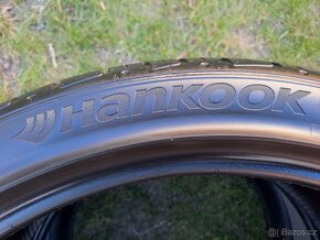 2x Letní pneu Hankook Ventus S1 EVO² - 285/35 R22 XL - 80% - 4