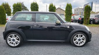 MINI COOPER ONE 2013 1.6i 72kW - 4