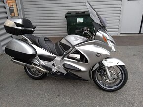 HONDA ST1300 PANEURPEAN - 4